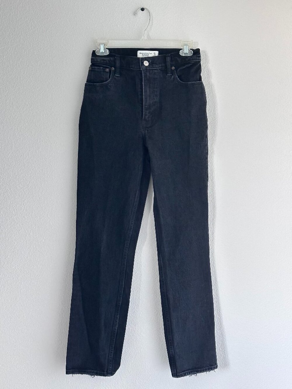 Abercrombie & Fitch 90s Straight Ultra High Rise Black Jeans Size 25 0 Regular
